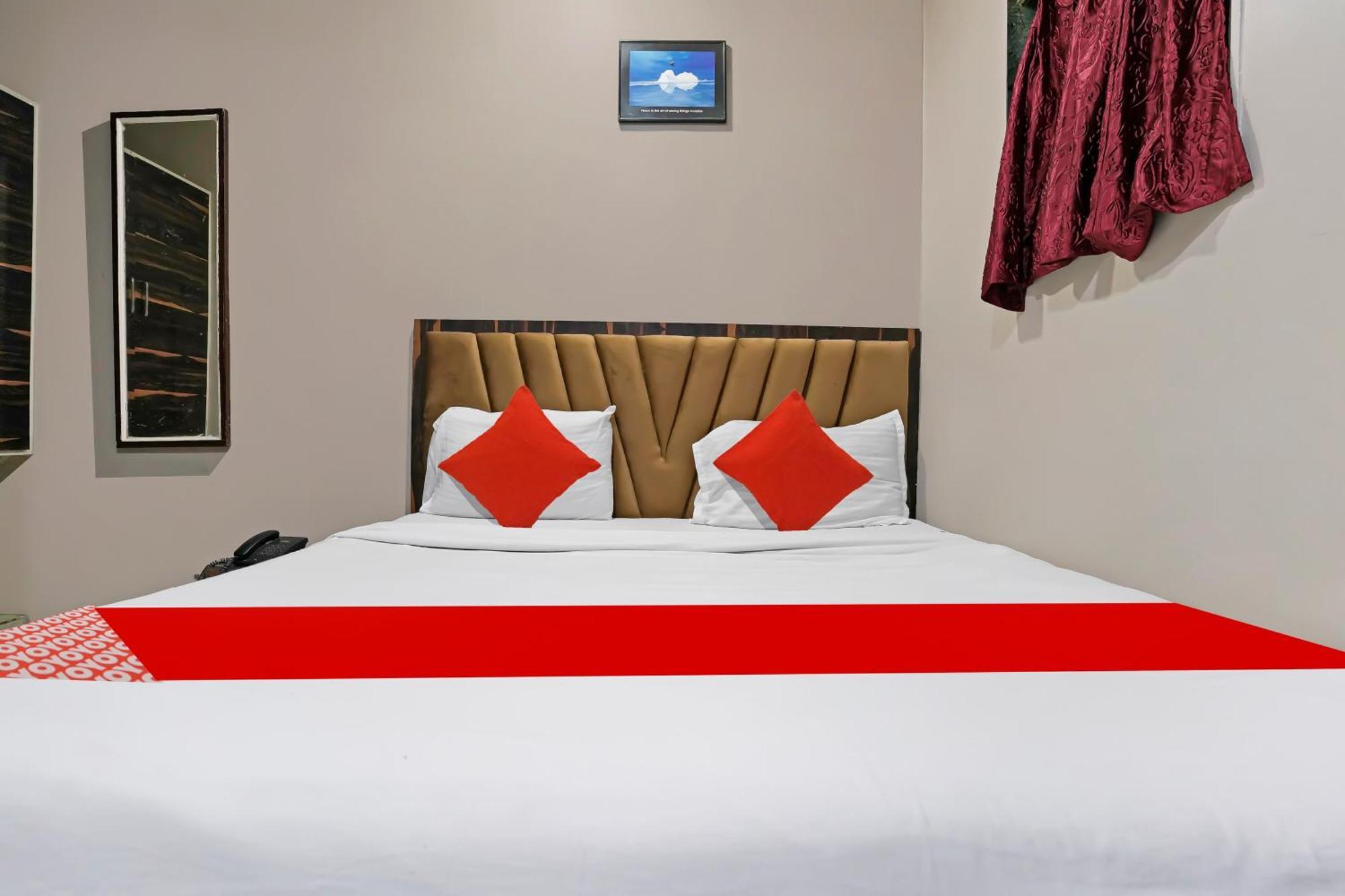 Super Hotel O Homestay Andheri East Bombay Exterior foto